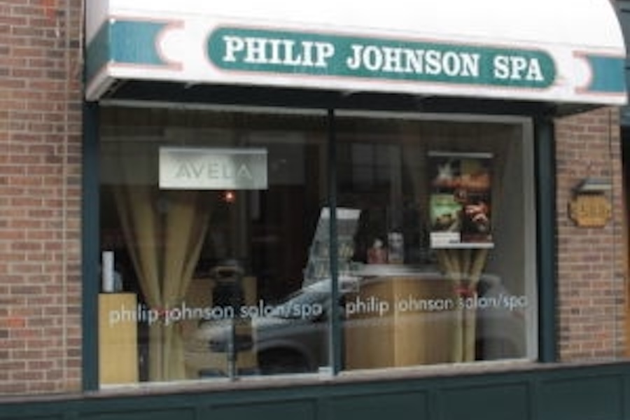 Storefront image of the Philip Johnson Spa