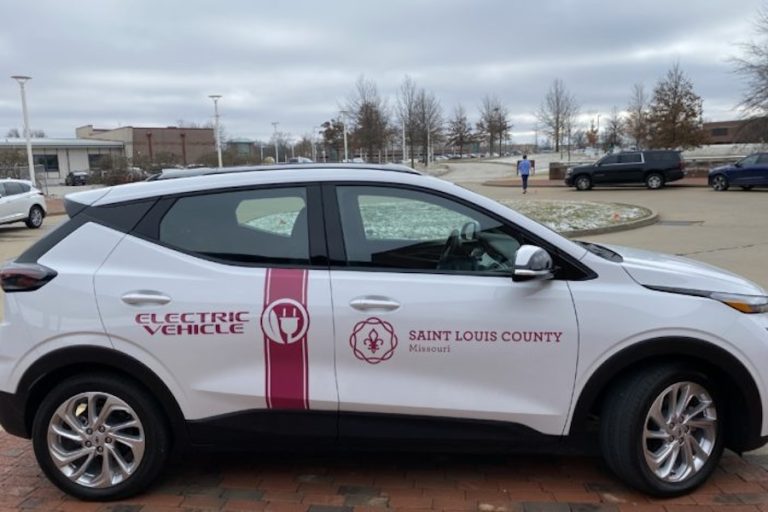 St. Louis County Unveils New Logo at State of the County Address | STLP