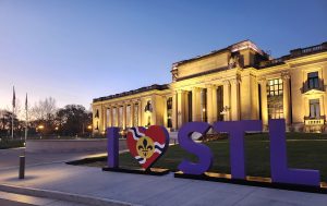 image of Missouri history museum with an I heart STL sign out front
