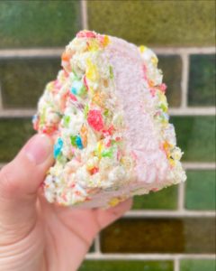 Ice cream sandwich